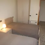 Guzzi Apartment *